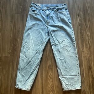 Levi 32x30 jeans